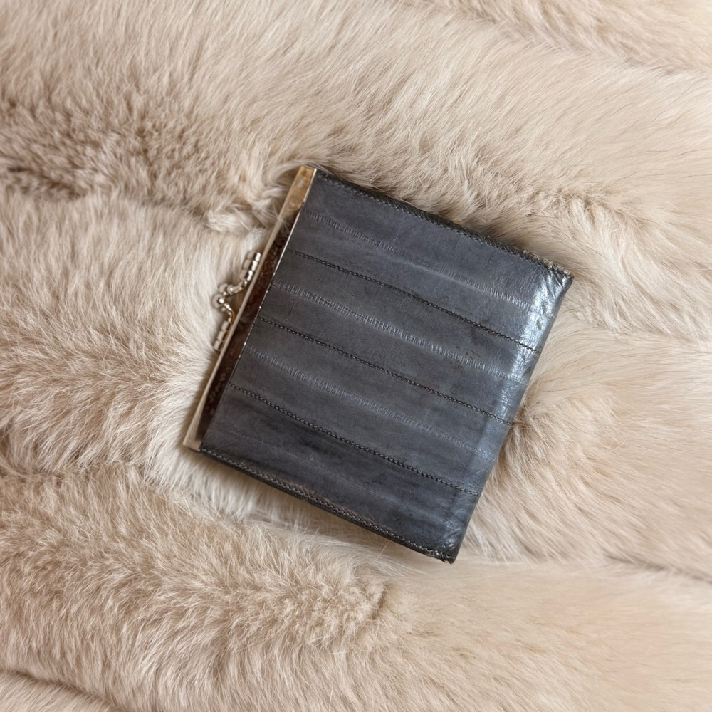 Gray Wallet - Picture 2 of 3